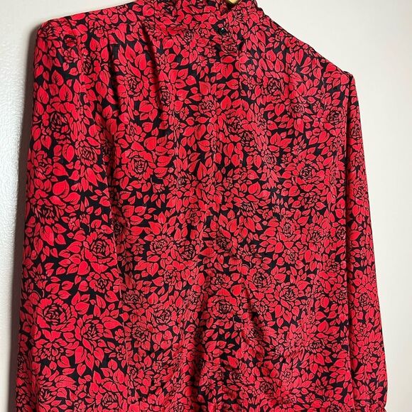 CLEARANCE! Vintage Red/Black Floral Blouse Size 8 VGUC - Picture 3 of 5
